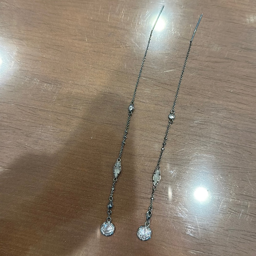 Kendra Scott loop through long earrings